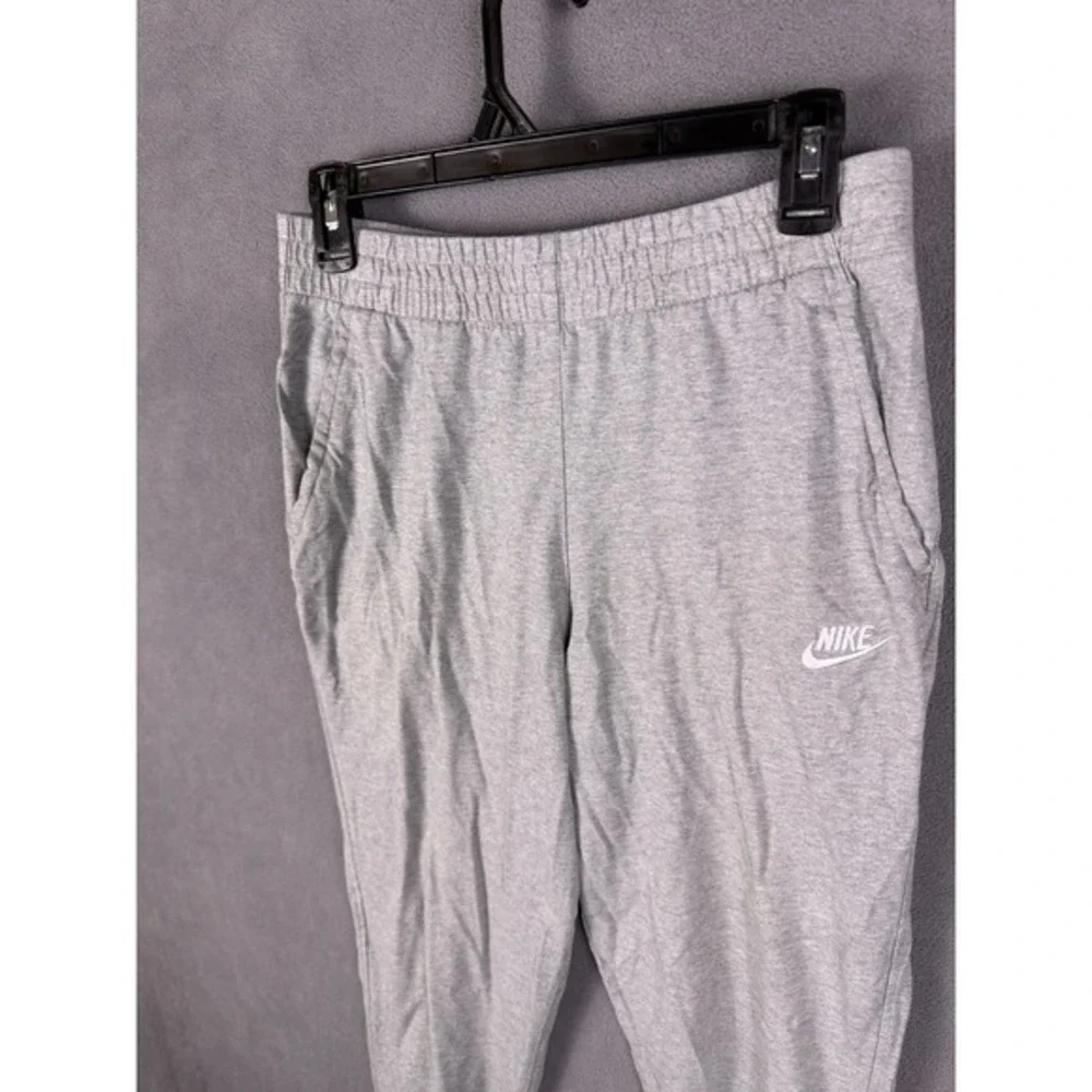 Nike Sweatpants Youth XL Gray Club Fleece‎ Jogger Sweatpants Sports Gym